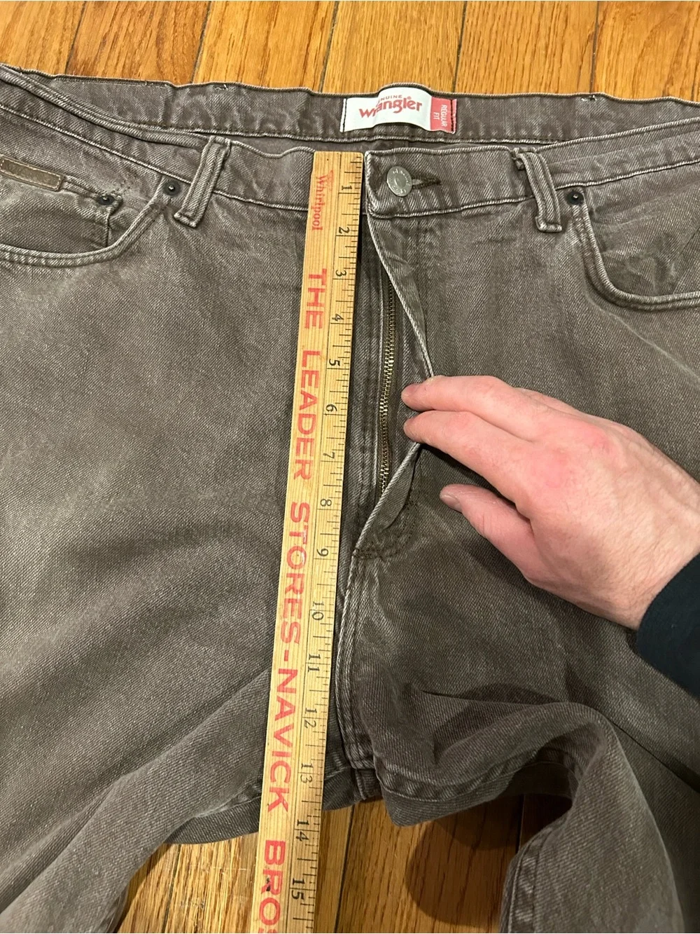 Wrangler Genuine Regular Fit Jeans Mens 40x30 Brown Denim Gray Faded Work Pants